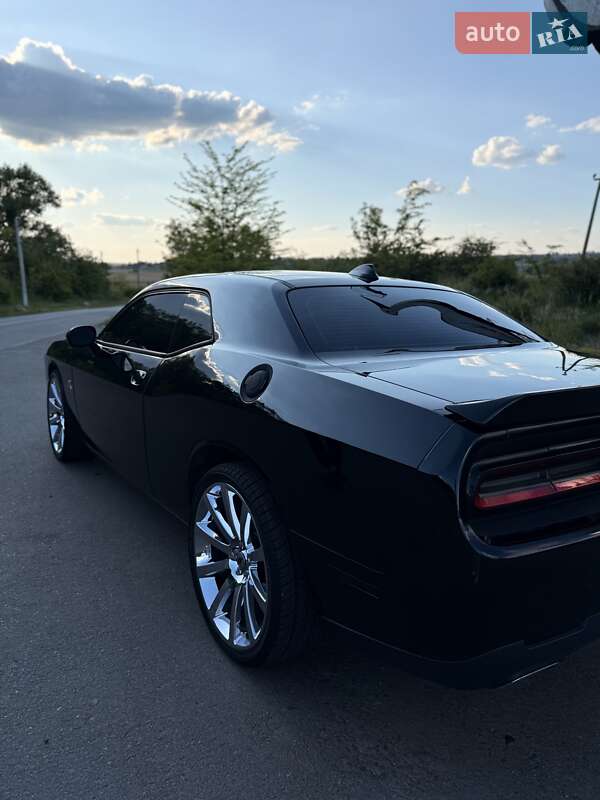 Купе Dodge Challenger 2015 в Одесі
