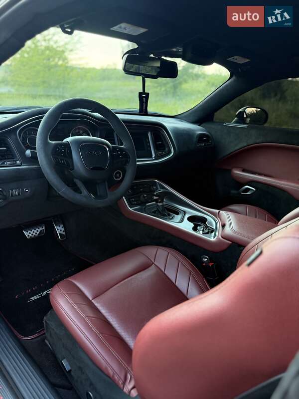 Купе Dodge Challenger 2015 в Одесі