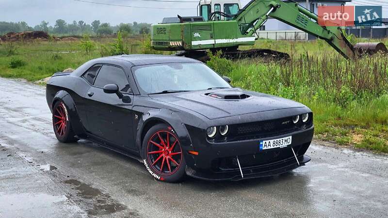 Купе Dodge Challenger 2018 в Киеве