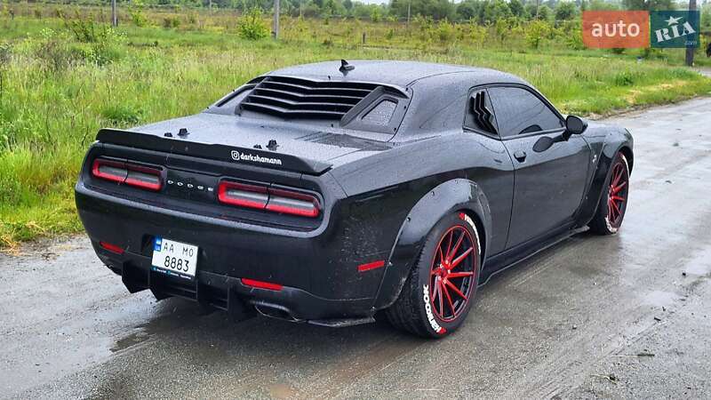 Купе Dodge Challenger 2018 в Киеве