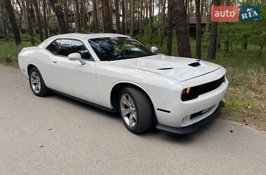 Купе Dodge Challenger 2018 в 