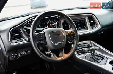 Купе Dodge Challenger 2019 в 