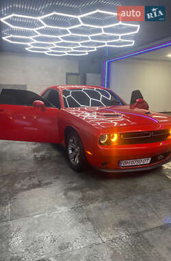 Купе Dodge Challenger 2015 в 