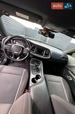 Купе Dodge Challenger 2015 в Луцьку