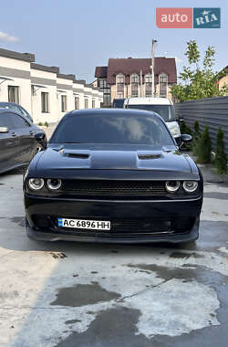 Купе Dodge Challenger 2015 в Луцьку