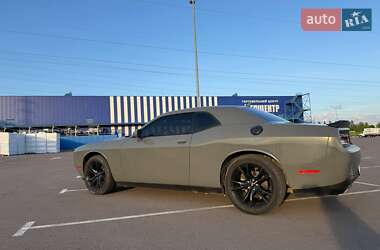Купе Dodge Challenger 2018 в 
