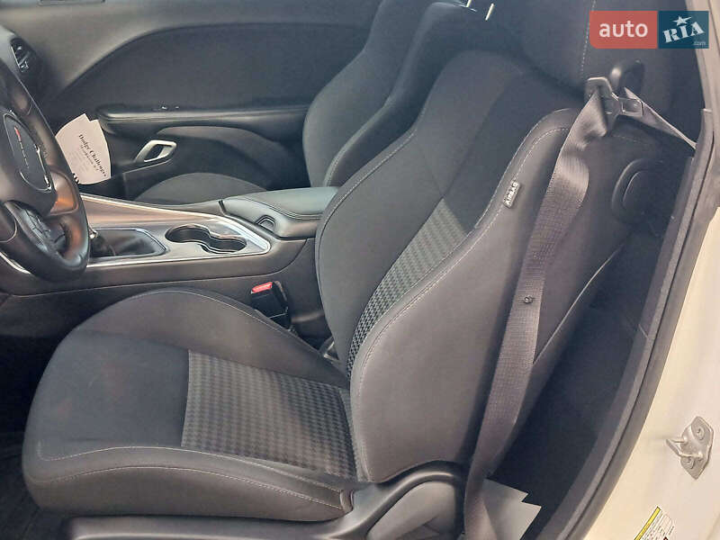 Купе Dodge Challenger 2019 в Киеве