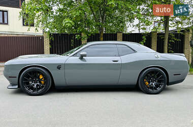 Купе Dodge Challenger 2019 в 