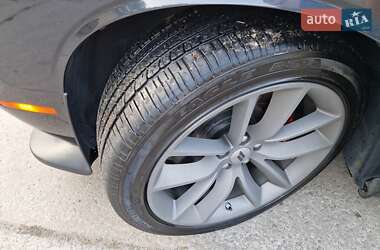 Купе Dodge Challenger 2017 в 