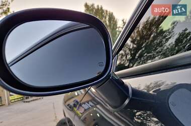 Купе Dodge Challenger 2017 в 