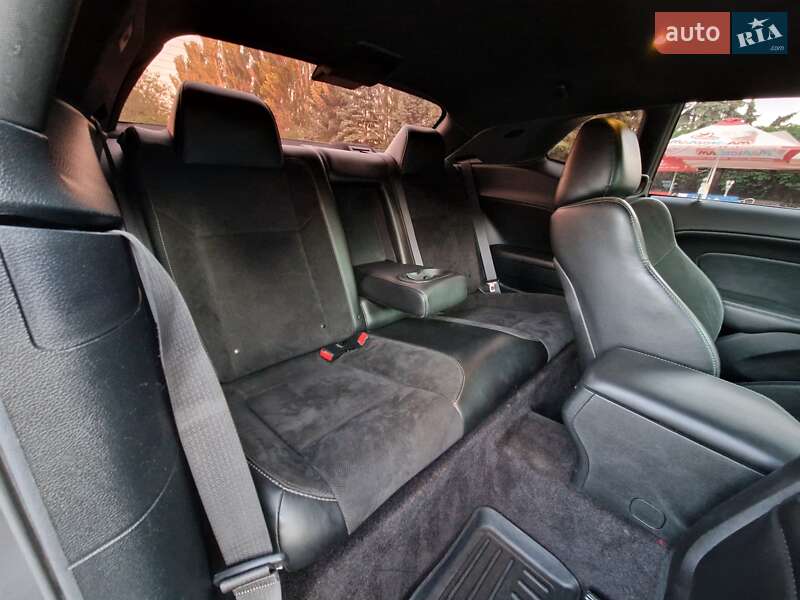 Купе Dodge Challenger 2017 в Днепре