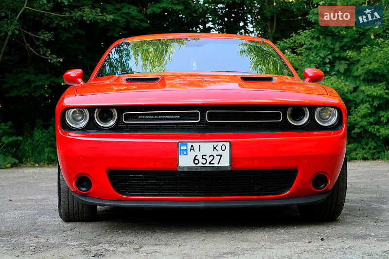 Купе Dodge Challenger 2016 в Киеве