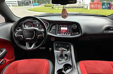 Купе Dodge Challenger 2016 в Киеве фото 7 Купе Dodge Challenger 2016 в Киеве
