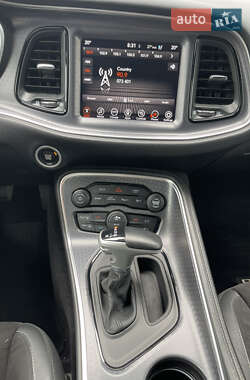 Купе Dodge Challenger 2016 в Днепре