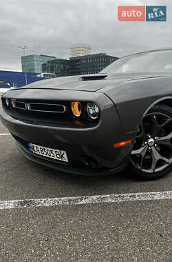 Купе Dodge Challenger 2017 в Киеве