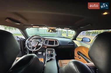 Купе Dodge Challenger 2019 в 