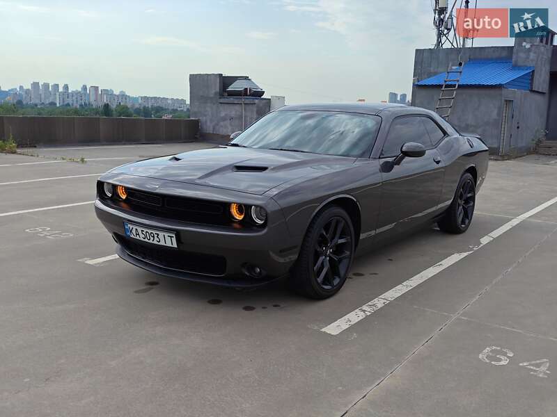 Dodge Challenger 2020