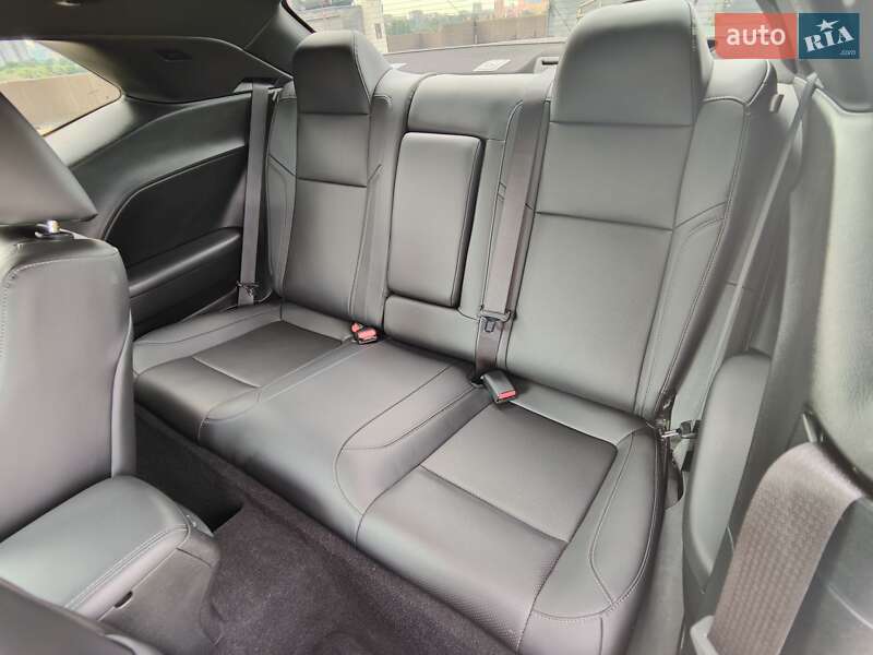 Купе Dodge Challenger 2020 в Киеве