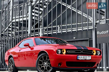 Купе Dodge Challenger 2017 в Киеве