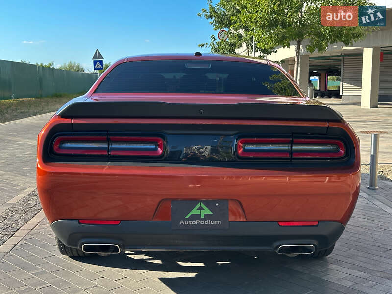 Купе Dodge Challenger 2020 в Киеве