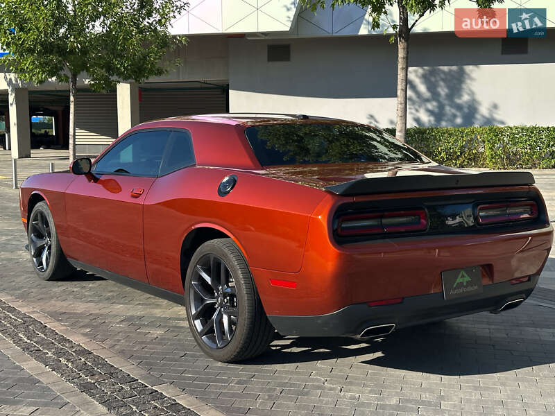 Купе Dodge Challenger 2020 в Киеве