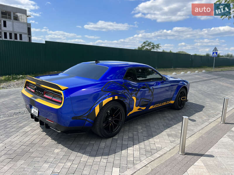 Купе Dodge Challenger 2022 в Киеве