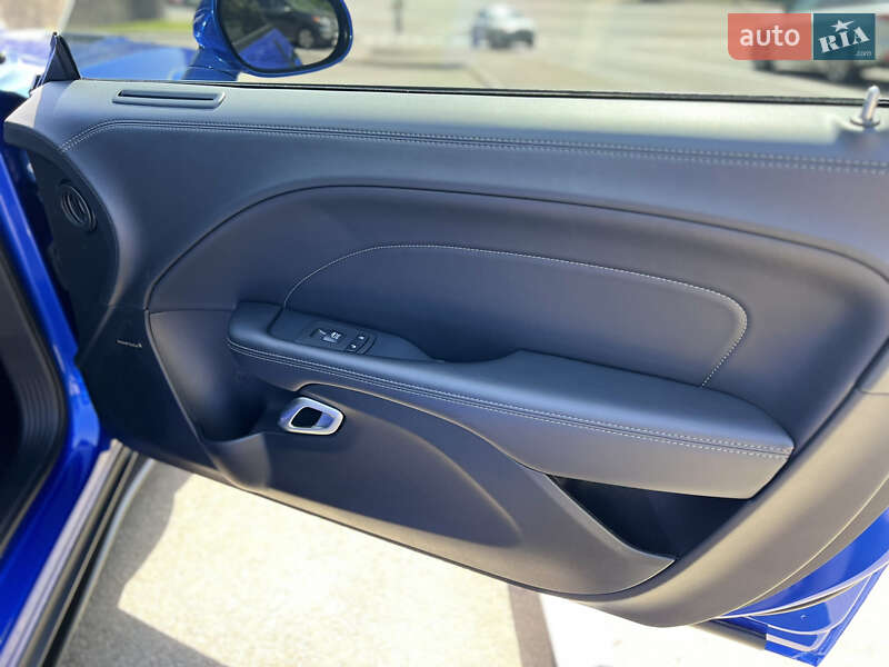 Купе Dodge Challenger 2022 в Киеве