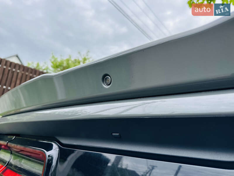 Купе Dodge Challenger 2019 в Киеве