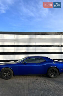 Купе Dodge Challenger 2019 в 