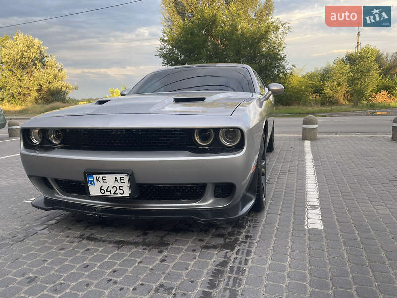 Купе Dodge Challenger 2015 в Каменском фото 8 Купе Dodge Challenger 2015 в Каменском