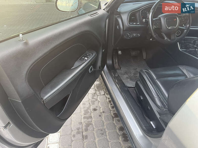 Купе Dodge Challenger 2015 в Каменском фото 14 Купе Dodge Challenger 2015 в Каменском