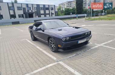 Купе Dodge Challenger 2013 в 