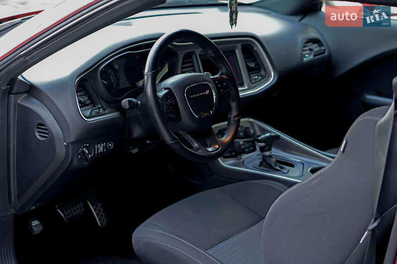 Купе Dodge Challenger 2019 в Житомире