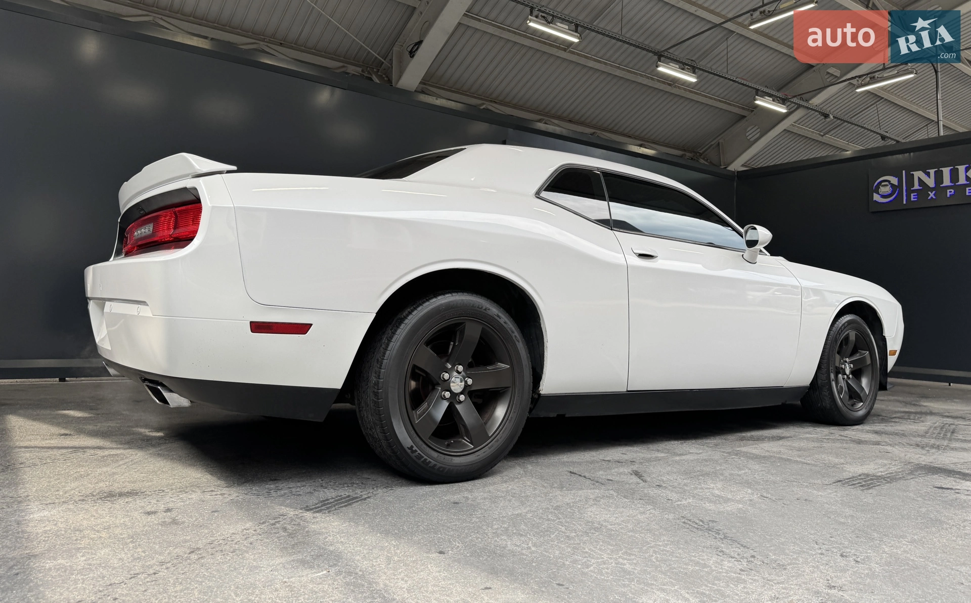 2013 Dodge Challenger - мініатюра 20