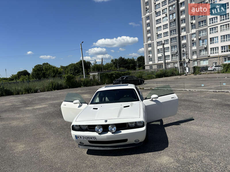 Купе Dodge Challenger 2008 в Киеве