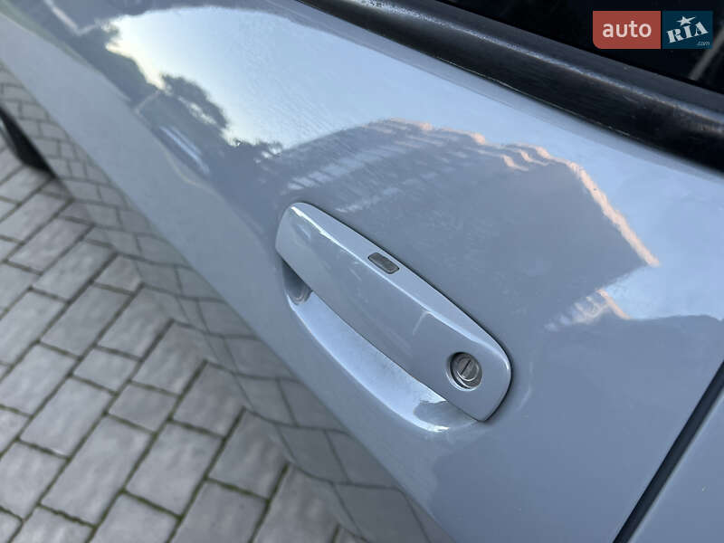 Купе Dodge Challenger 2013 в Ивано-Франковске