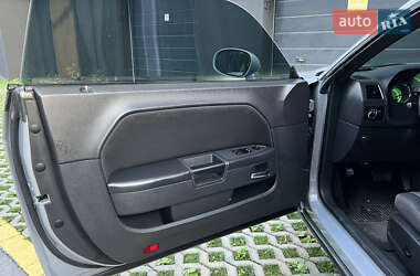 Купе Dodge Challenger 2013 в 