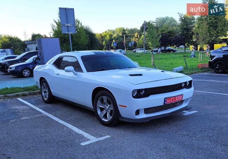Dodge Challenger 2021