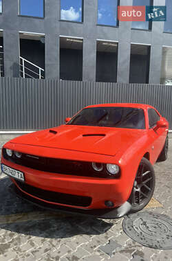 Купе Dodge Challenger 2016 в 