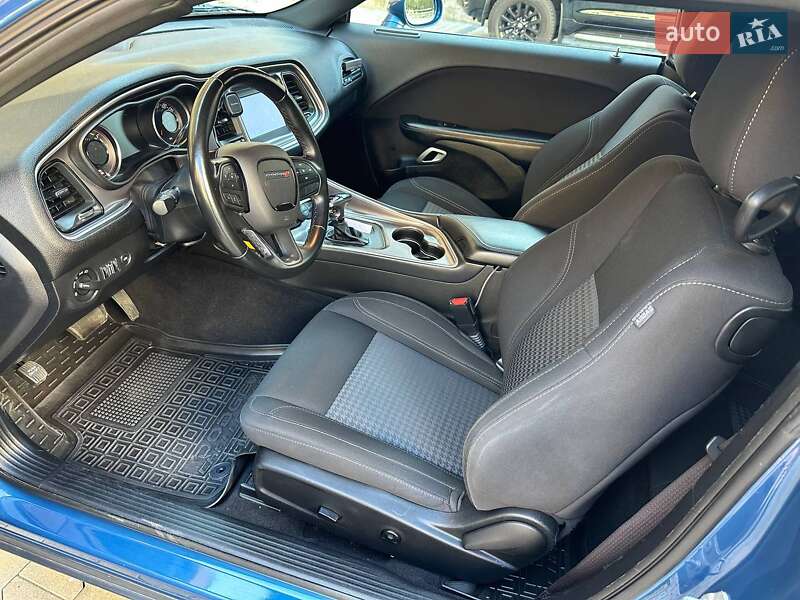 Купе Dodge Challenger 2021 в Киеве