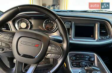 Купе Dodge Challenger 2021 в 