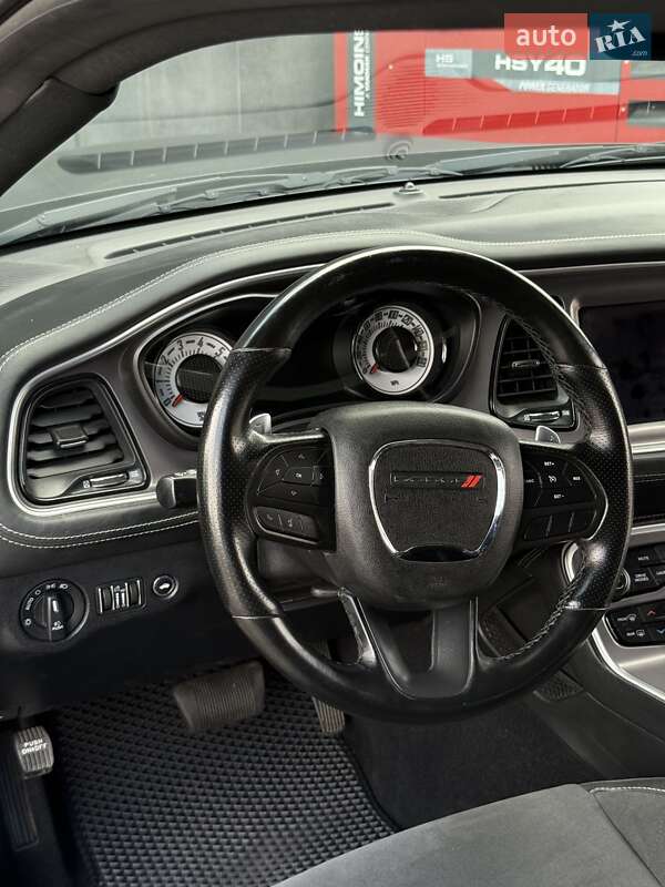 Купе Dodge Challenger 2019 в Киеве