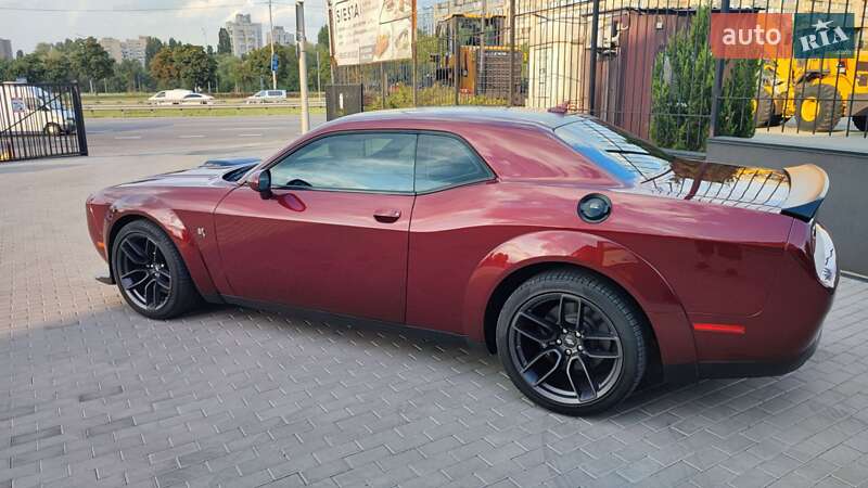 Купе Dodge Challenger 2021 в Киеве