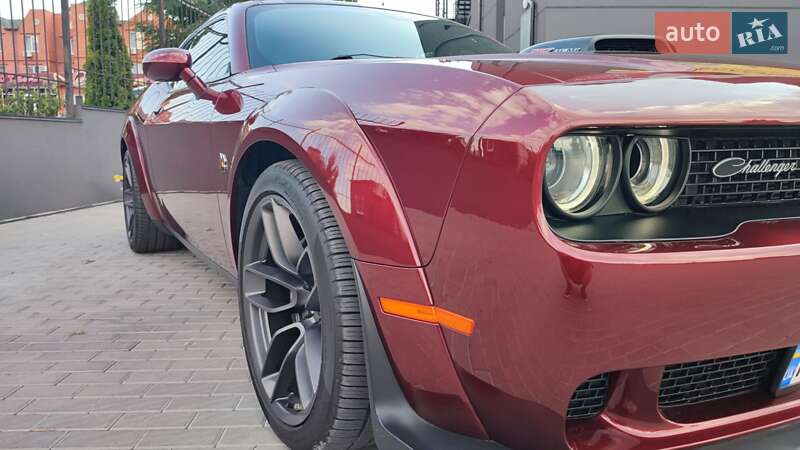 Купе Dodge Challenger 2021 в Киеве