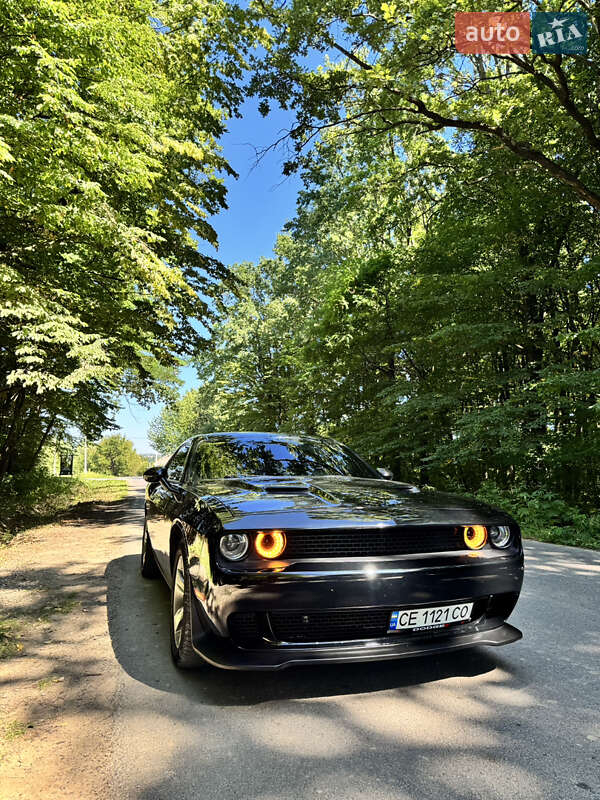 Купе Dodge Challenger 2015 в Чернівцях фото 3 Купе Dodge Challenger 2015 в Чернівцях