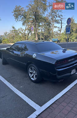 Купе Dodge Challenger 2013 в 