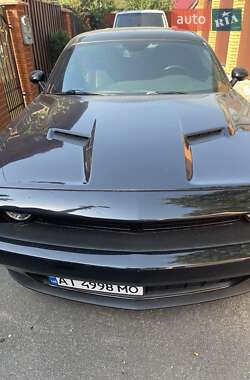 Купе Dodge Challenger 2017 в 