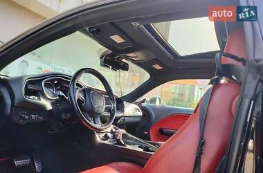 Купе Dodge Challenger 2018 в 