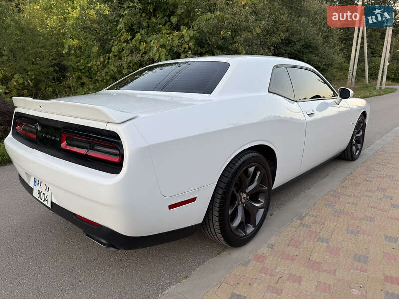 Купе Dodge Challenger 2019 в Харкові