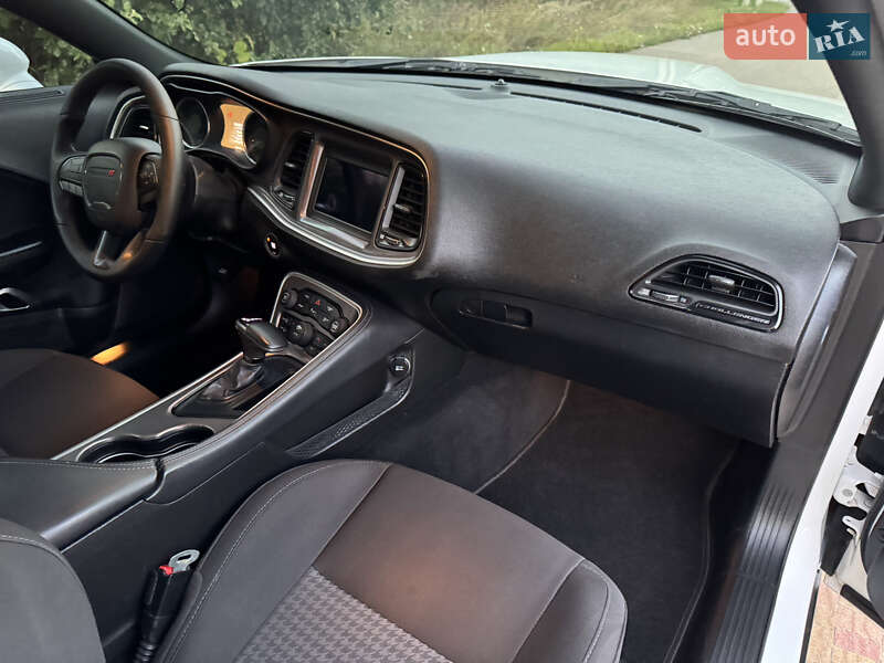 Купе Dodge Challenger 2019 в Харкові
